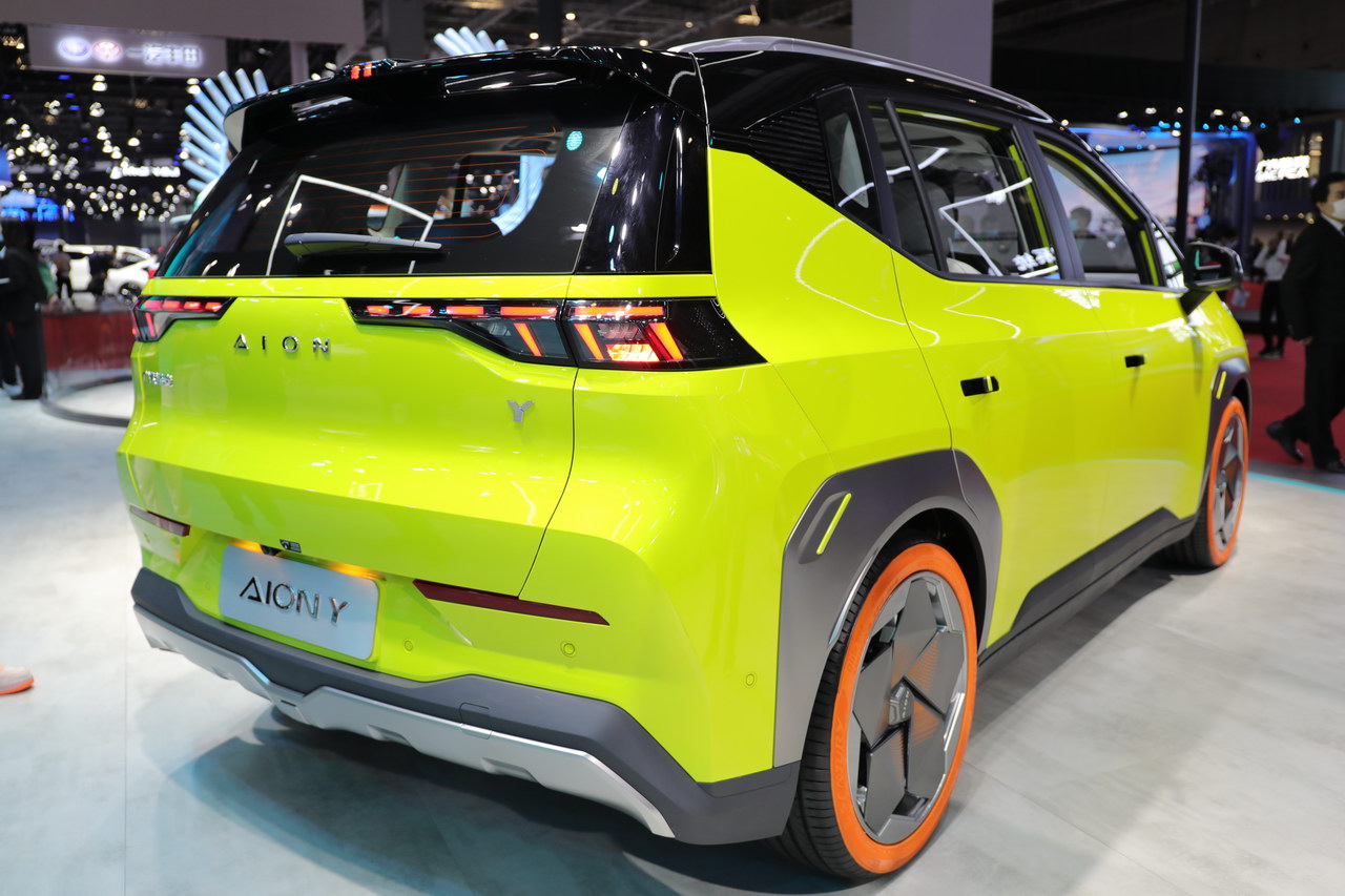 2021上海车展实拍:aion y(埃安y)