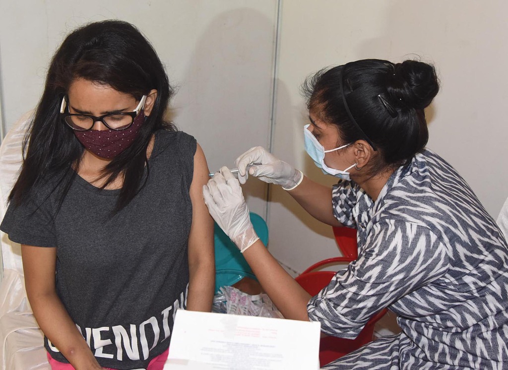 变异毒株迅速蔓延 "德尔塔 "引发印度各界担忧