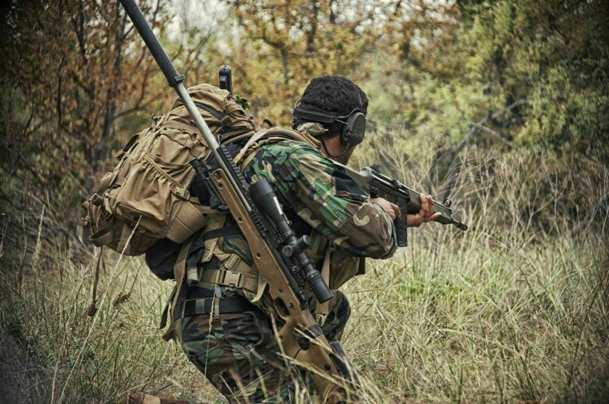 轻武器欣赏系列,一组背影杀,哪一张最帅呢