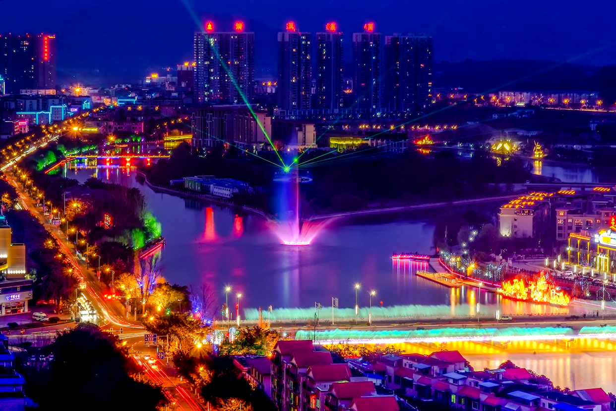 金堂最美夜景毗河风光华丽重现!