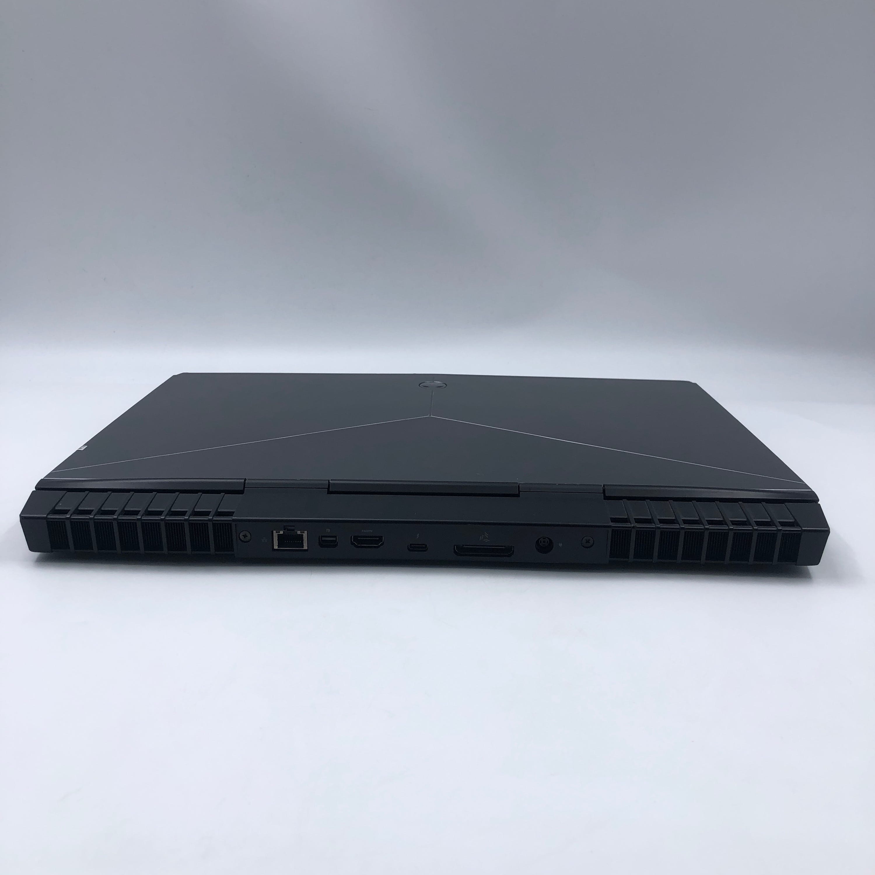 alienware 15 r4 i5-8300 16g gtx1060