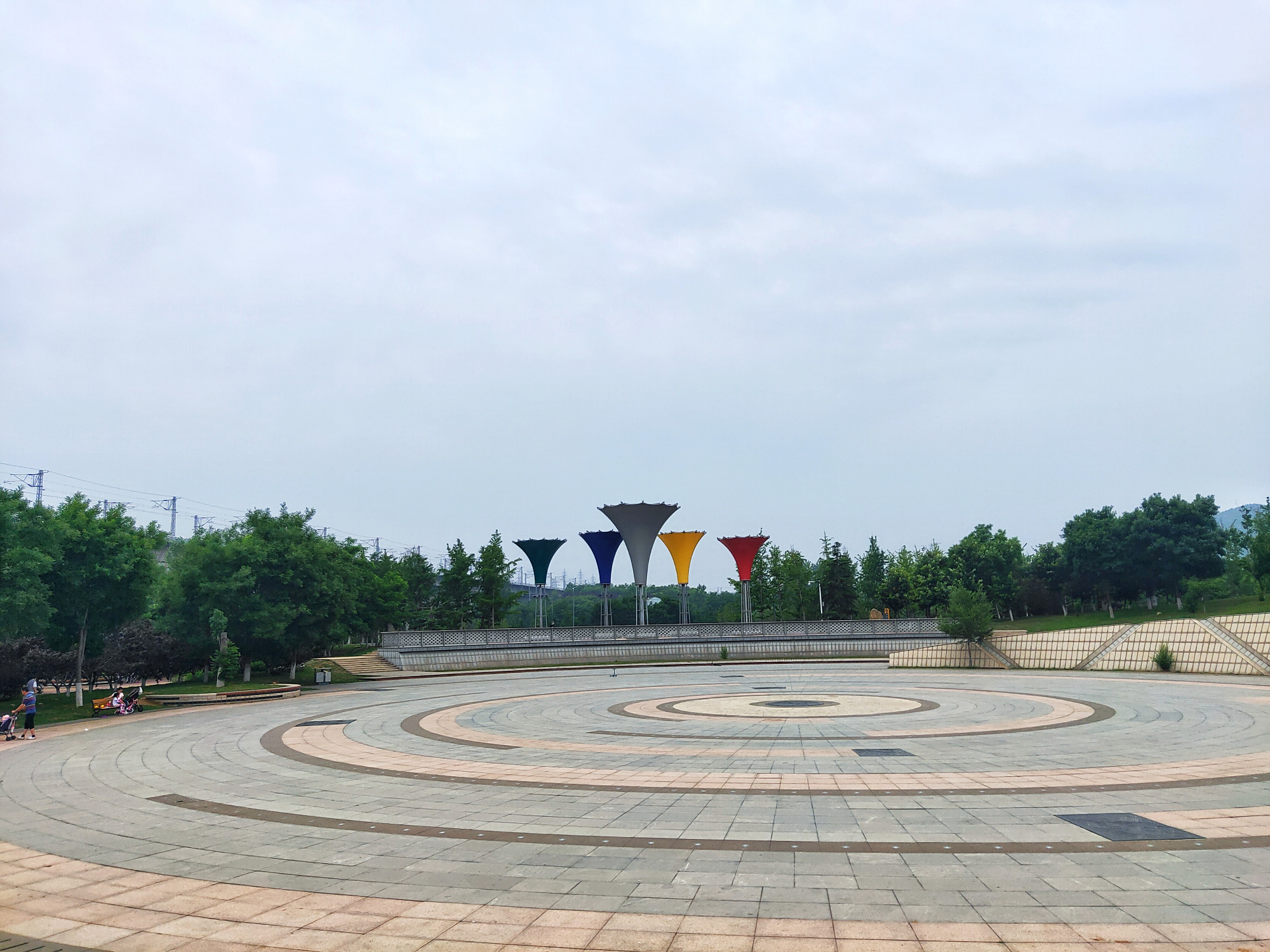 大连大连湾体育公园