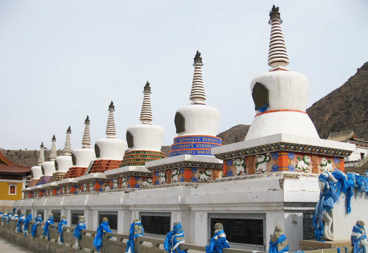 贺兰山广宗寺(南寺)