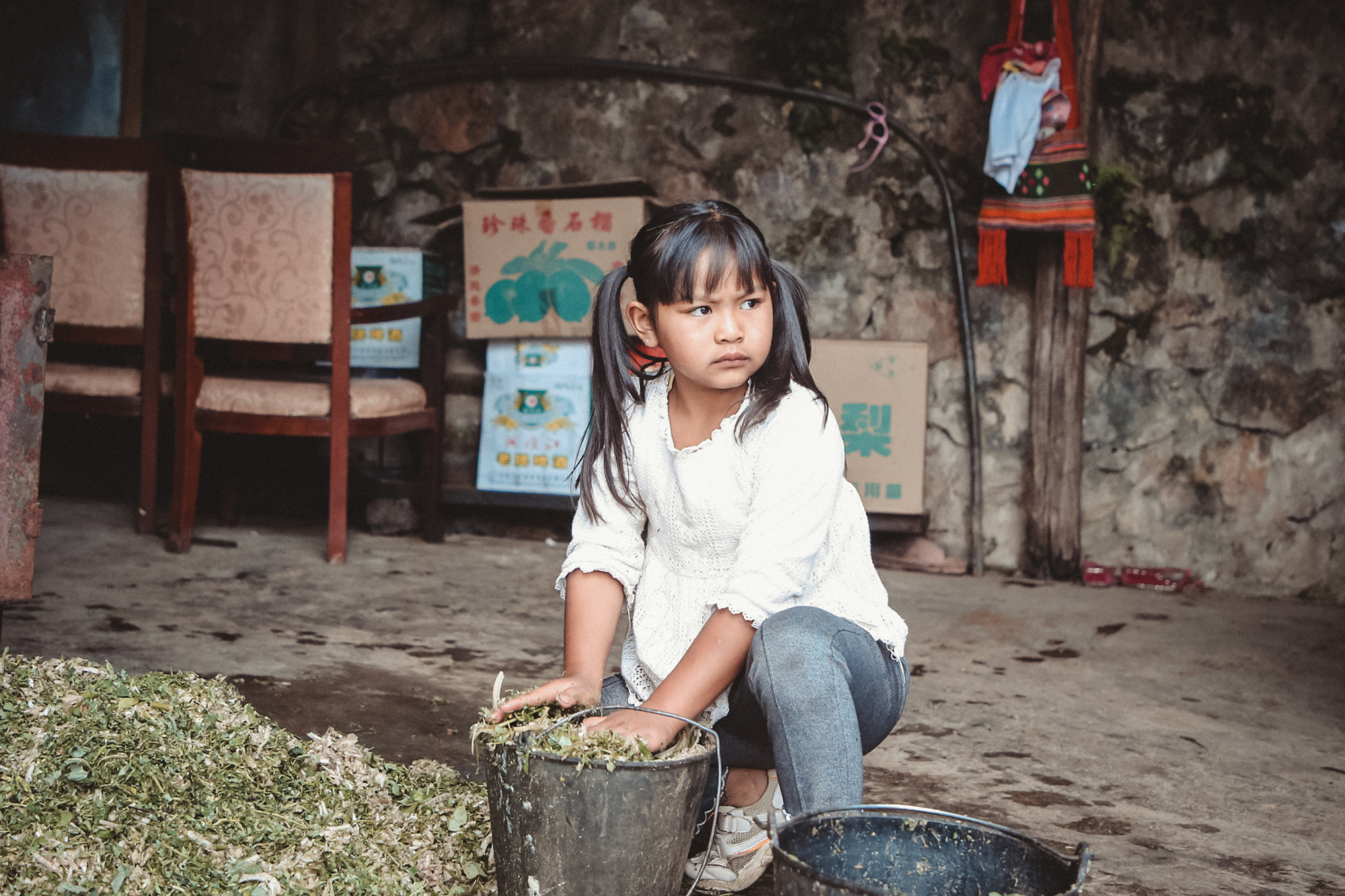 云南留守儿童真实的生存状况,背后有多少心酸与思念