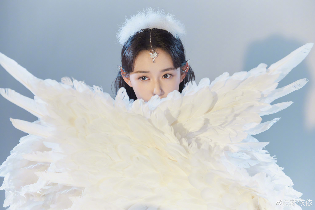 蒋依依 天使唯美造型
