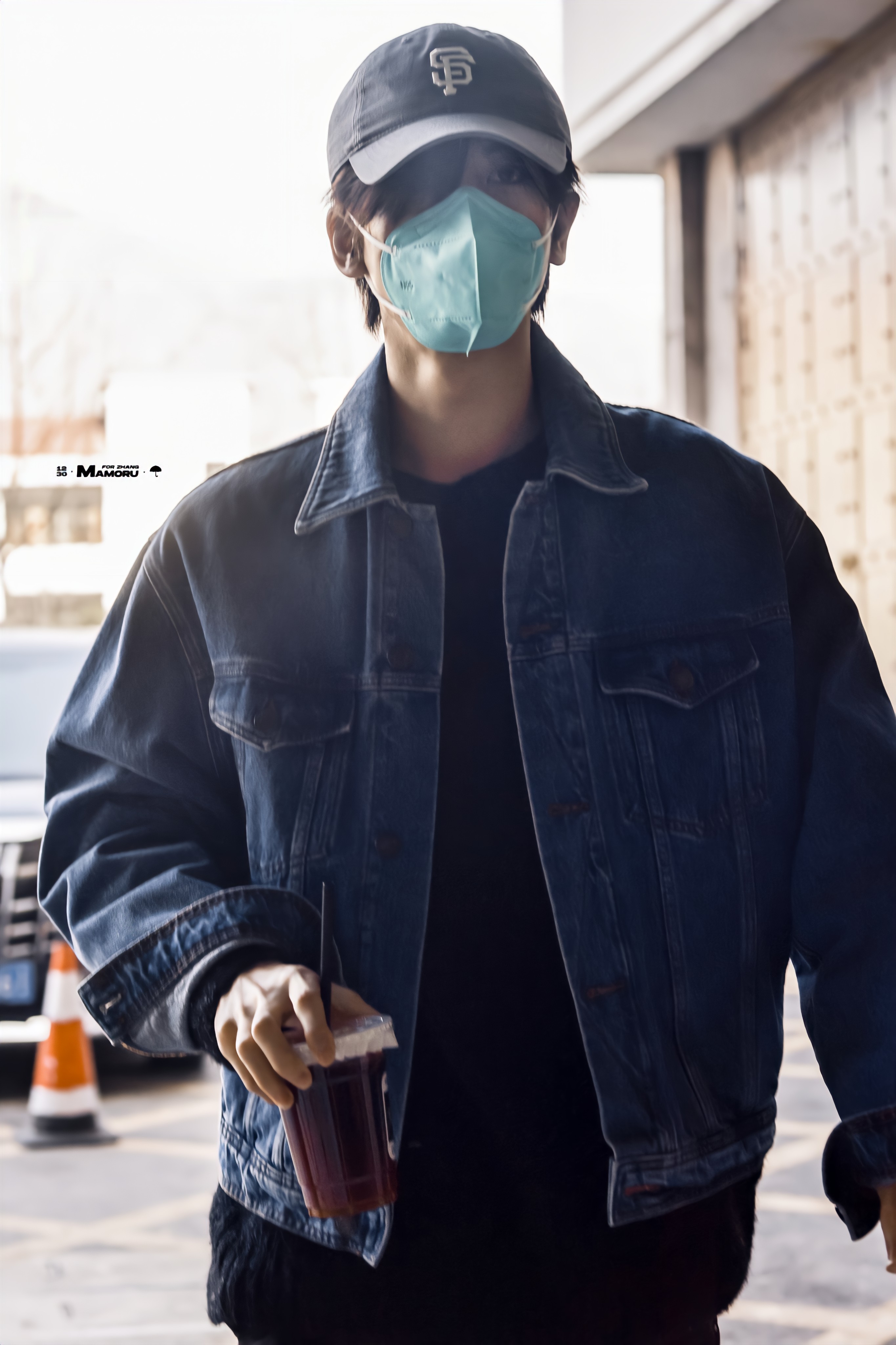 张凌赫大帅哥