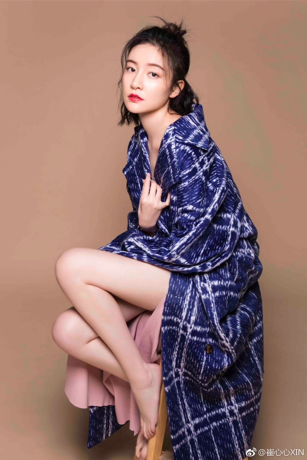 美人·玉足·崔心心