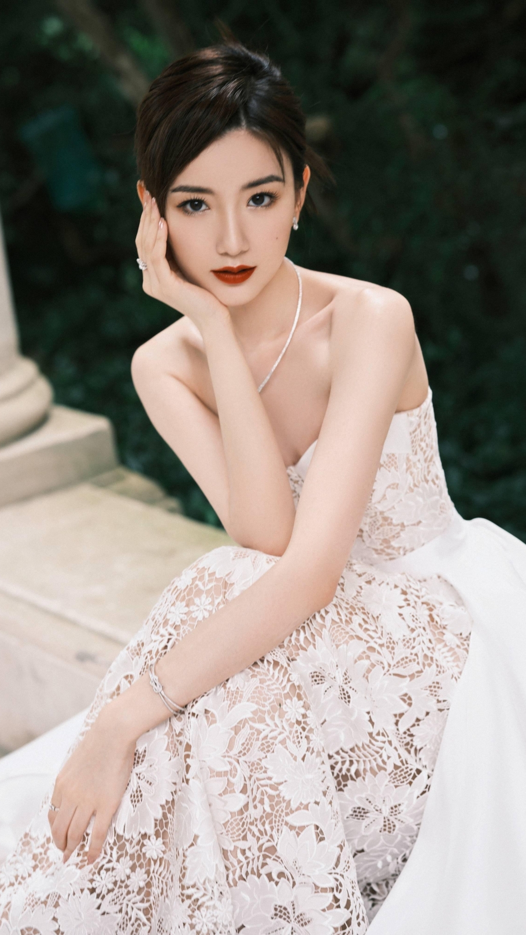 毛晓彤唯美写真照:清纯甜美,性感妩媚