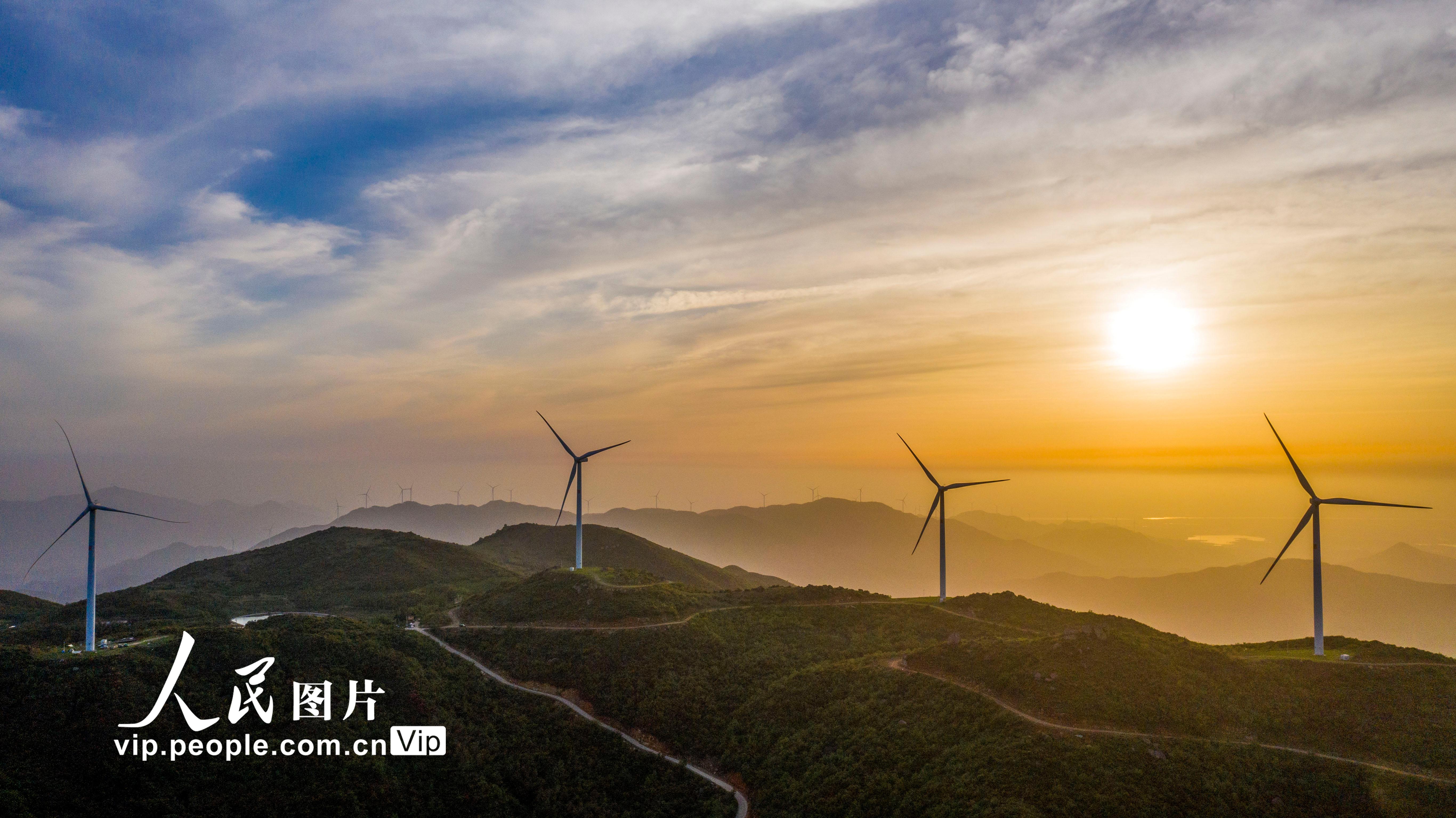 江西丰城:"风电"变"风景"
