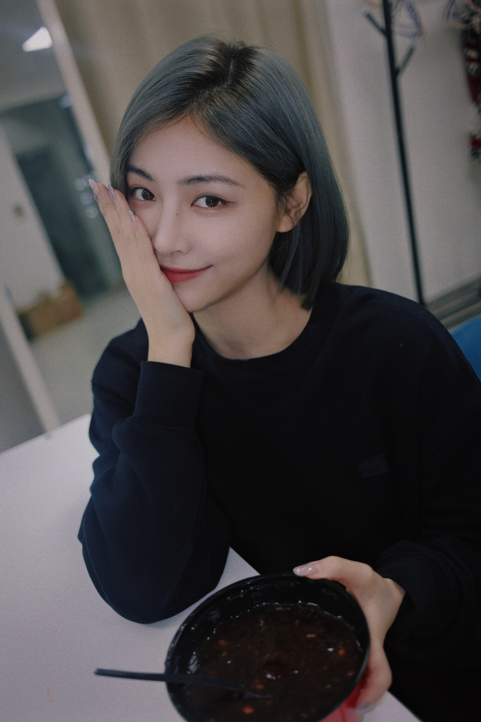 许佳琪生活美照,甜美动人