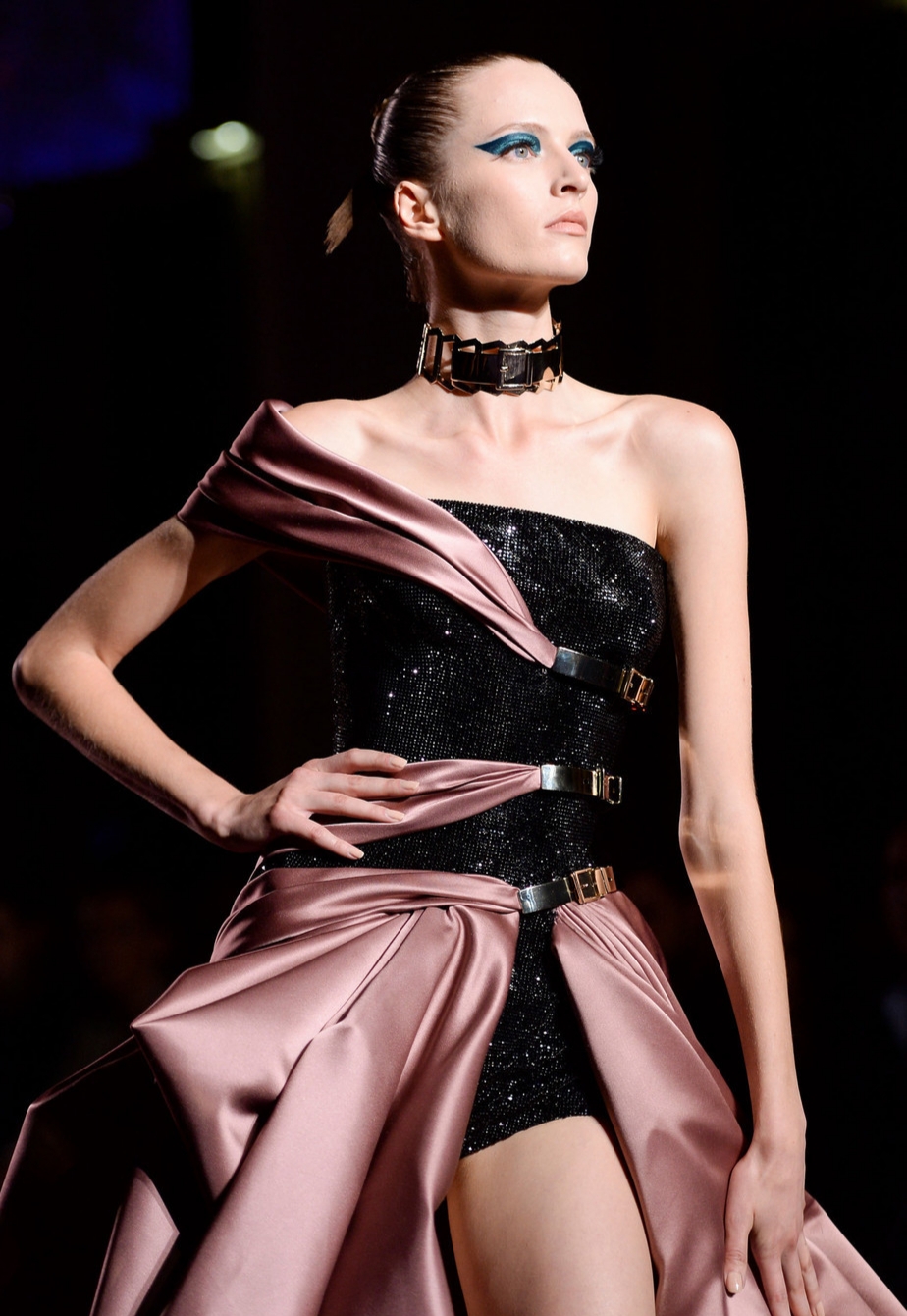 美女图——俄罗斯超模达丽雅·斯托寇思