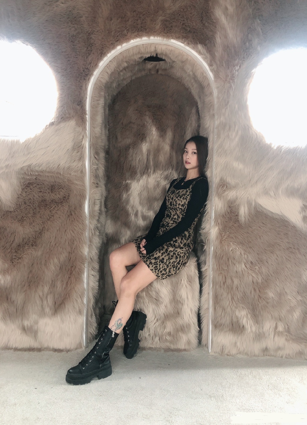 美女艺人陈语嫣迷人美照欣赏