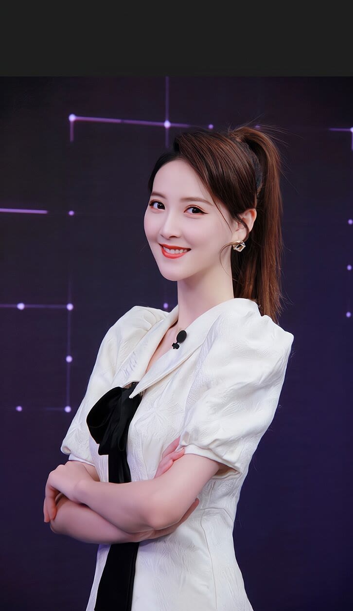 颜值美图,世界旅游小姐中国总冠军李丹高清写真