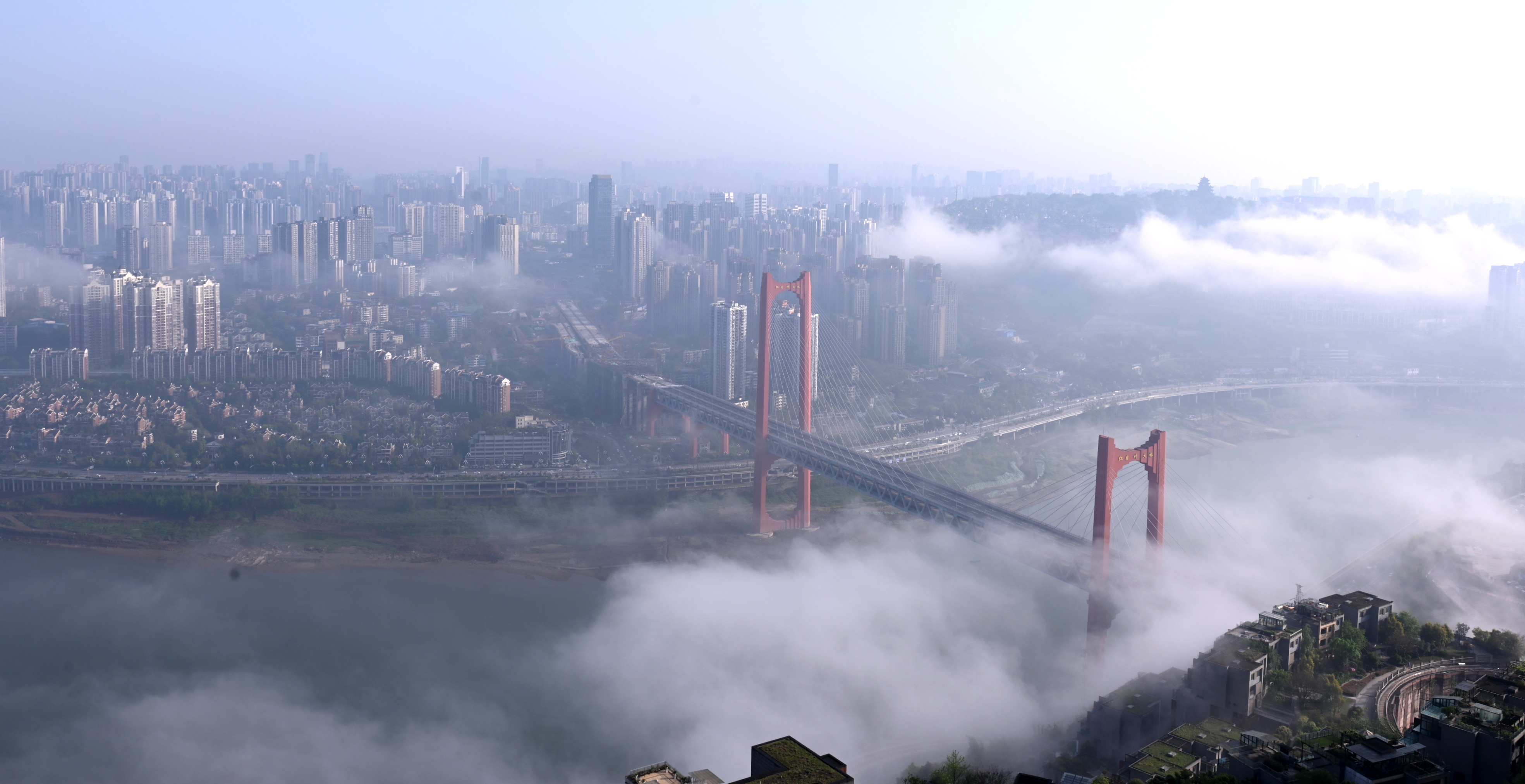 重庆山城雾都仙境