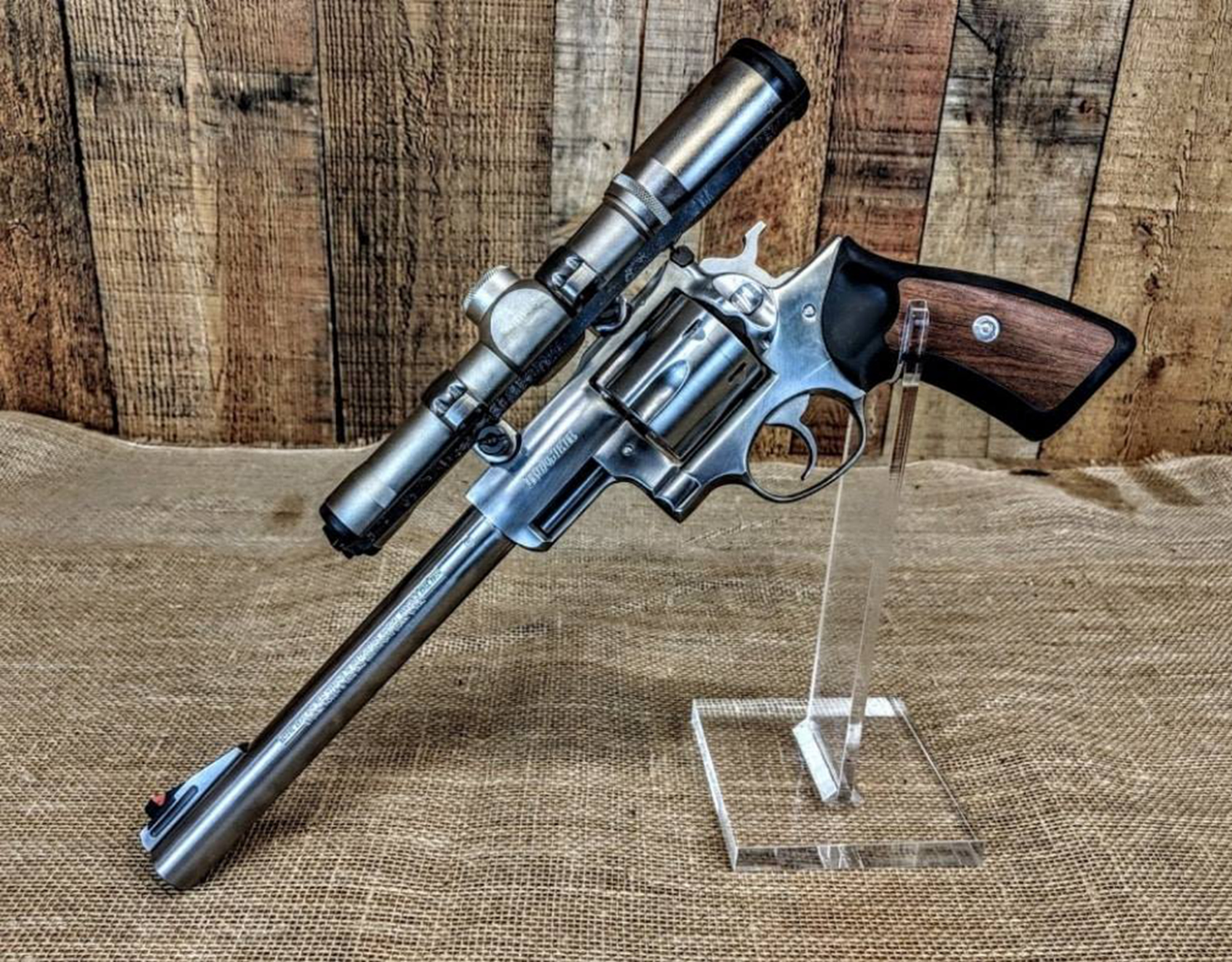 轻武器欣赏系列,有多少人认识左轮,是从西部片开始的