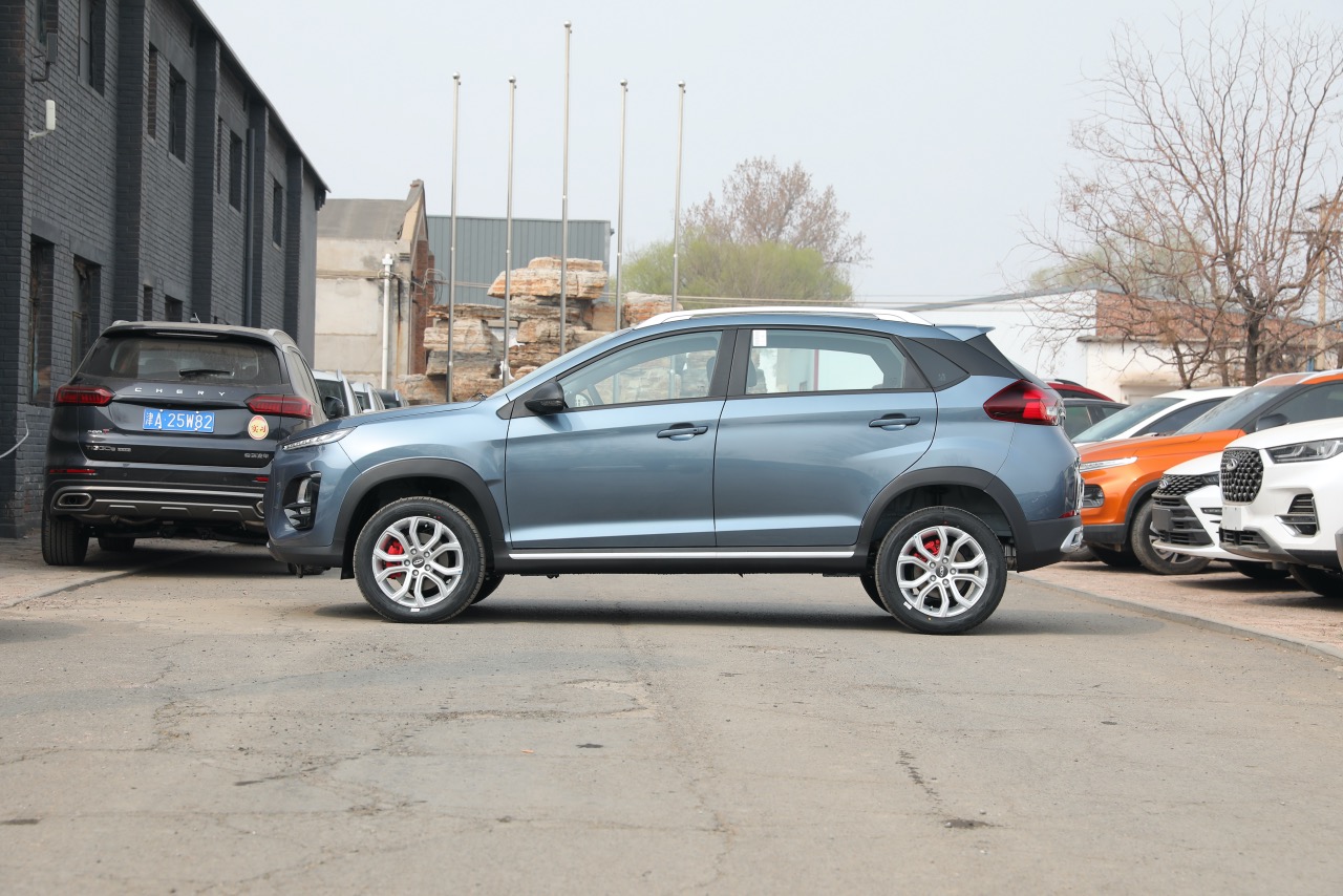 2021款 奇瑞瑞虎 3x 高性价比代步车