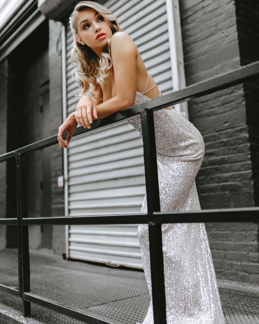 美国模特morgan avery,身材苗条,高挑,美照宛若天女下凡