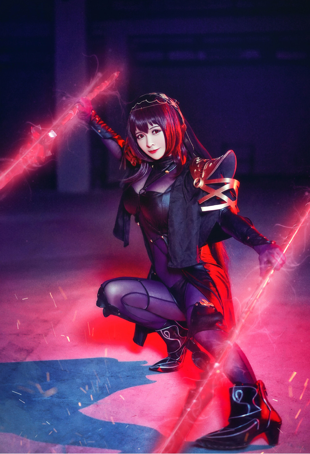 fgo斯卡哈cos,绝美小姐姐是个男装大佬!奇怪的兴趣增加了