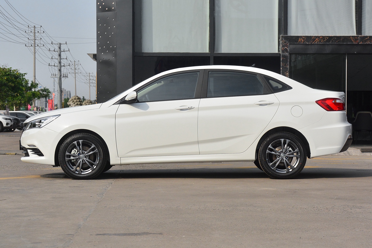 2021款逸动dt 1.6l自动尊贵型