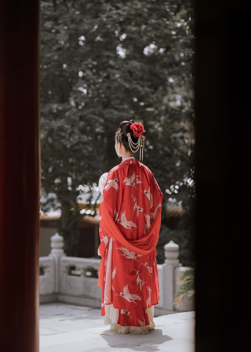 古典之美——轻飘红裳