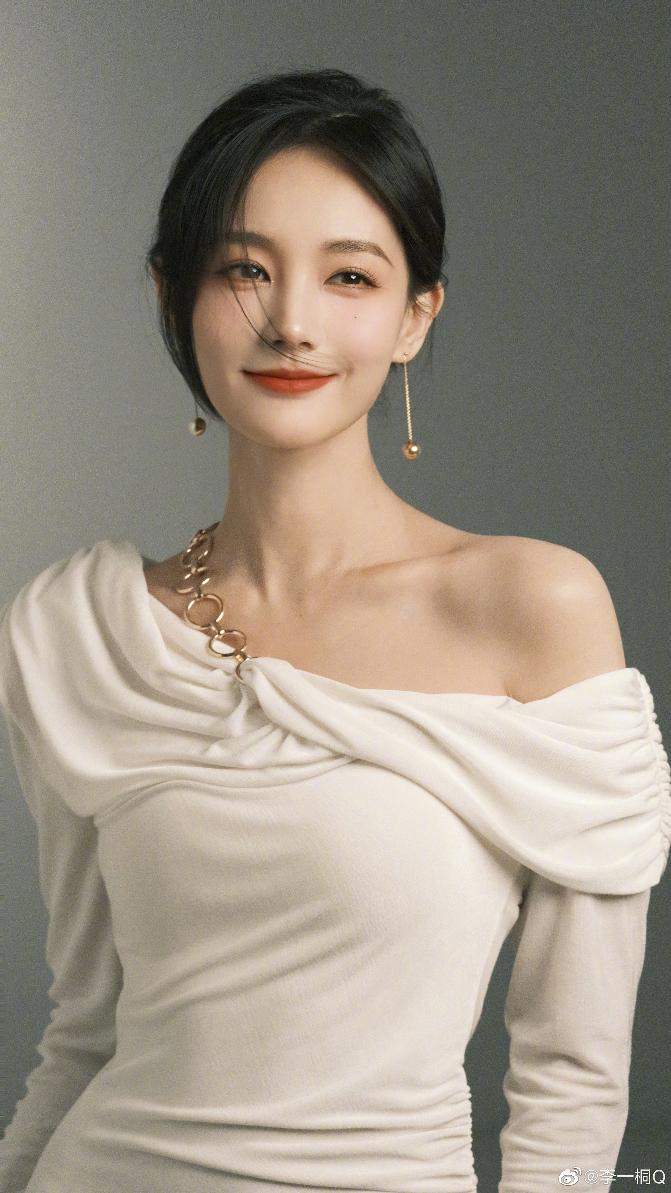 李一桐太美了吧,绝绝子