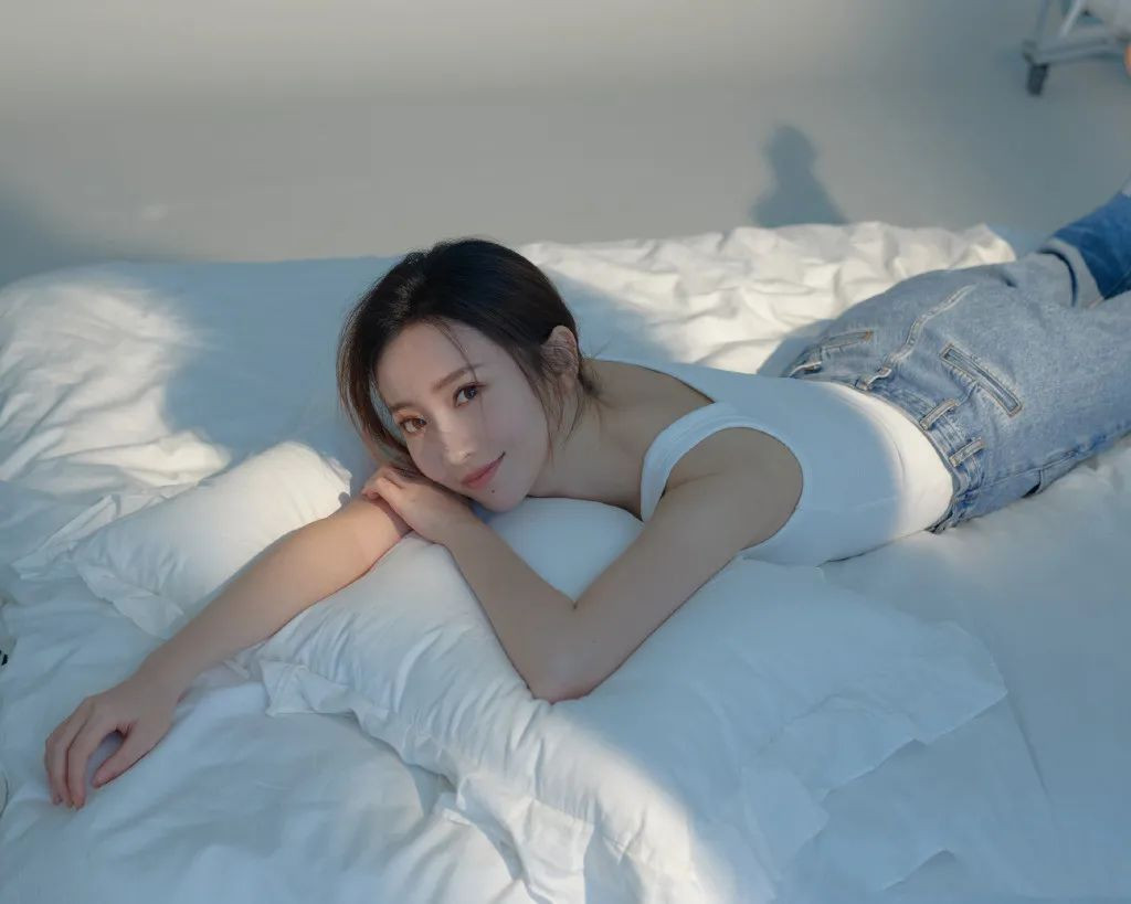 刘佳依,拥有御姐范气质的nba美女主播