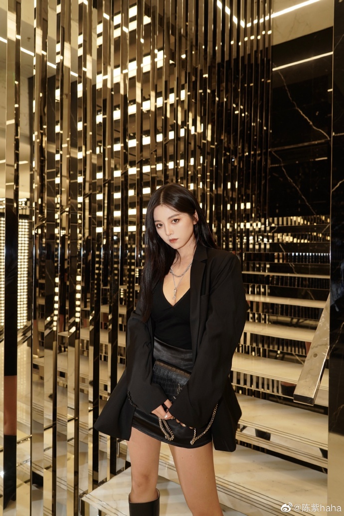 网红美女陈紫迷人美照欣赏,好漂亮啊