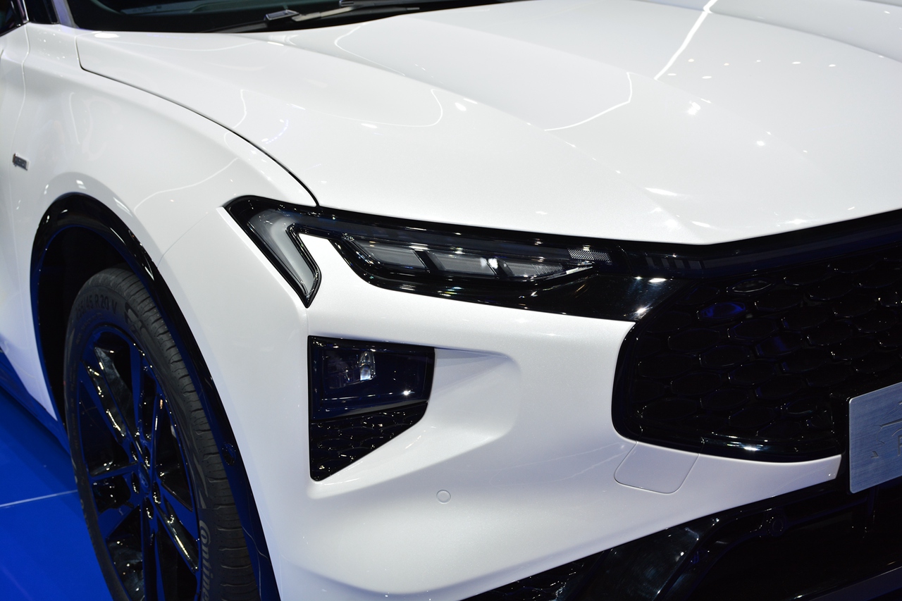 2021上海车展实拍:蒙迪欧evos