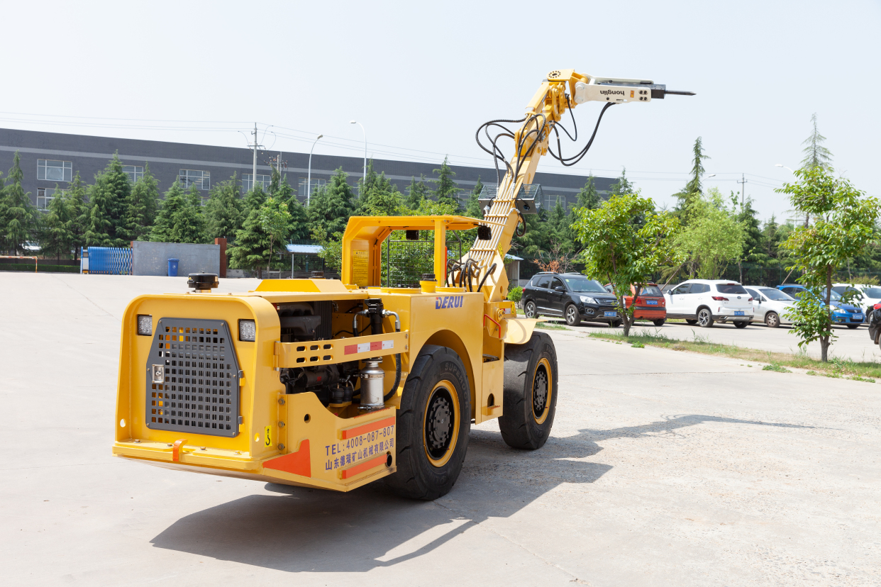 山东德瑞电动铲运机-撬毛台车