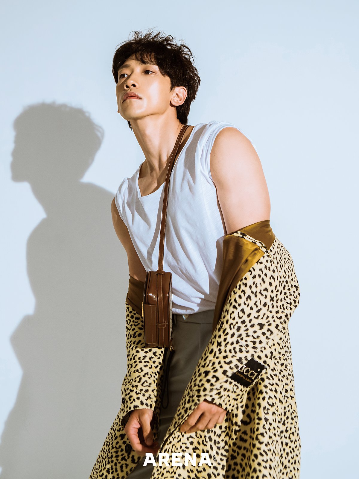 郑智薰 rain没有照明也会发光