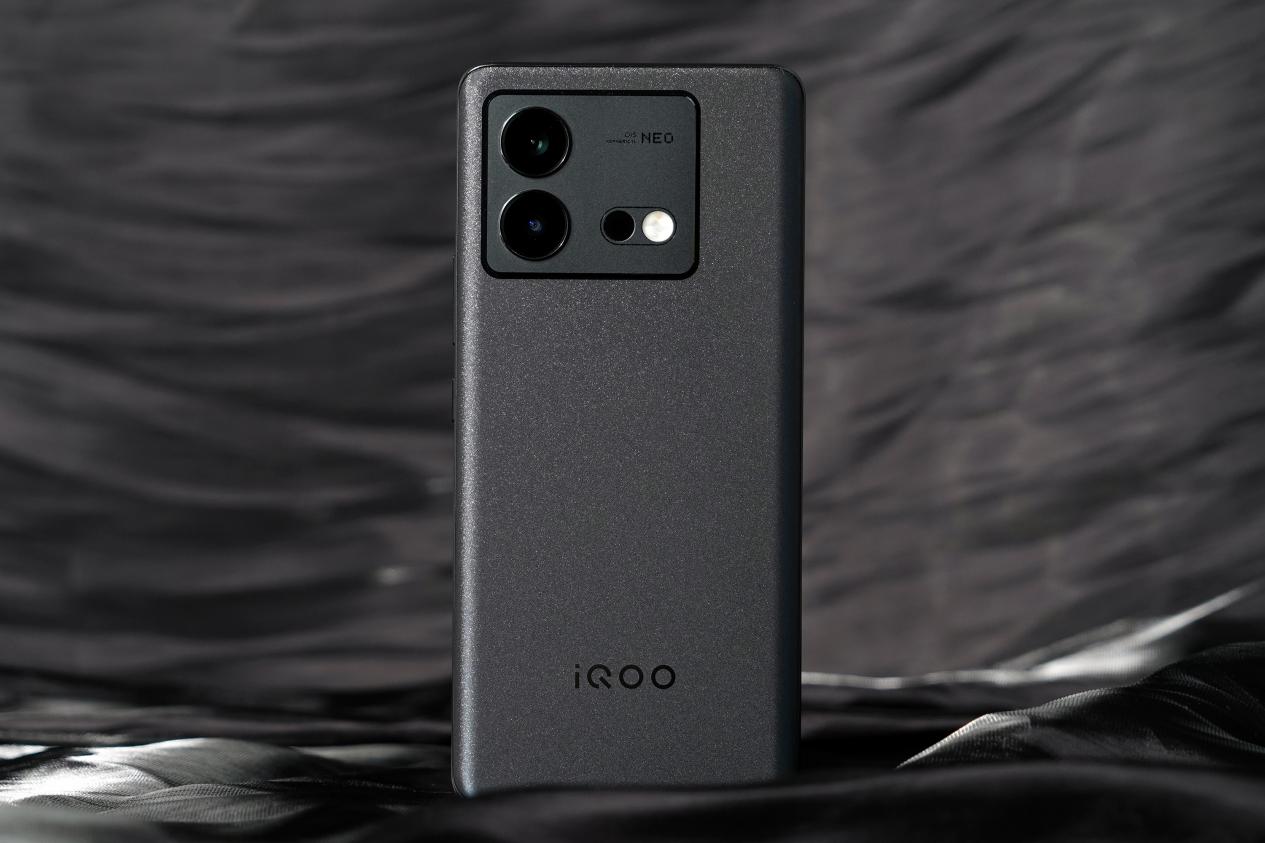 性能强劲超酷有型 iqoo neo8 pro图赏