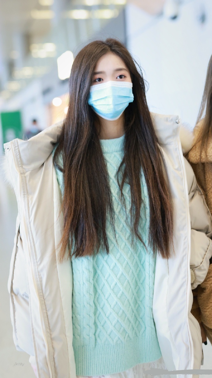 女团snh48成员刘丽千迷人美照真好看