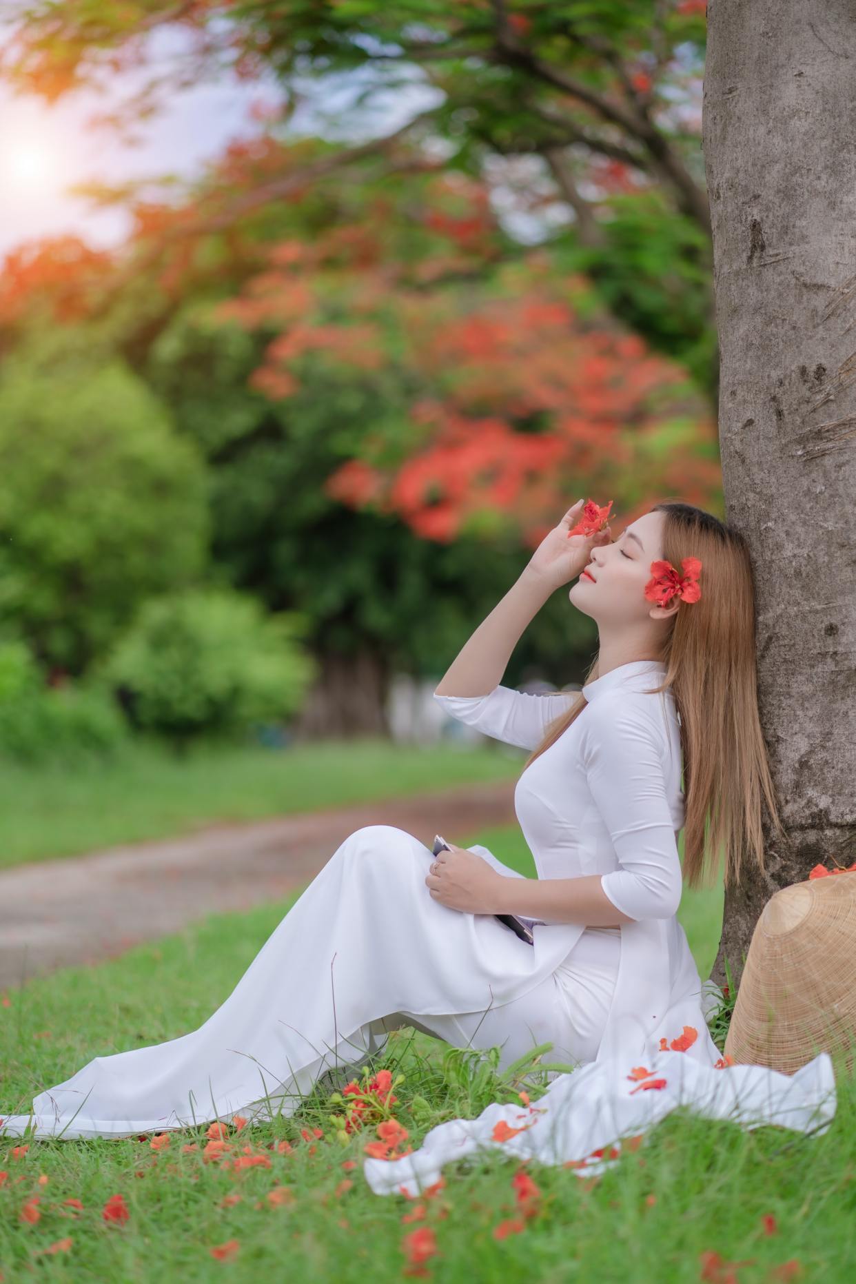 飘逸优雅的越南奥黛美女(2)