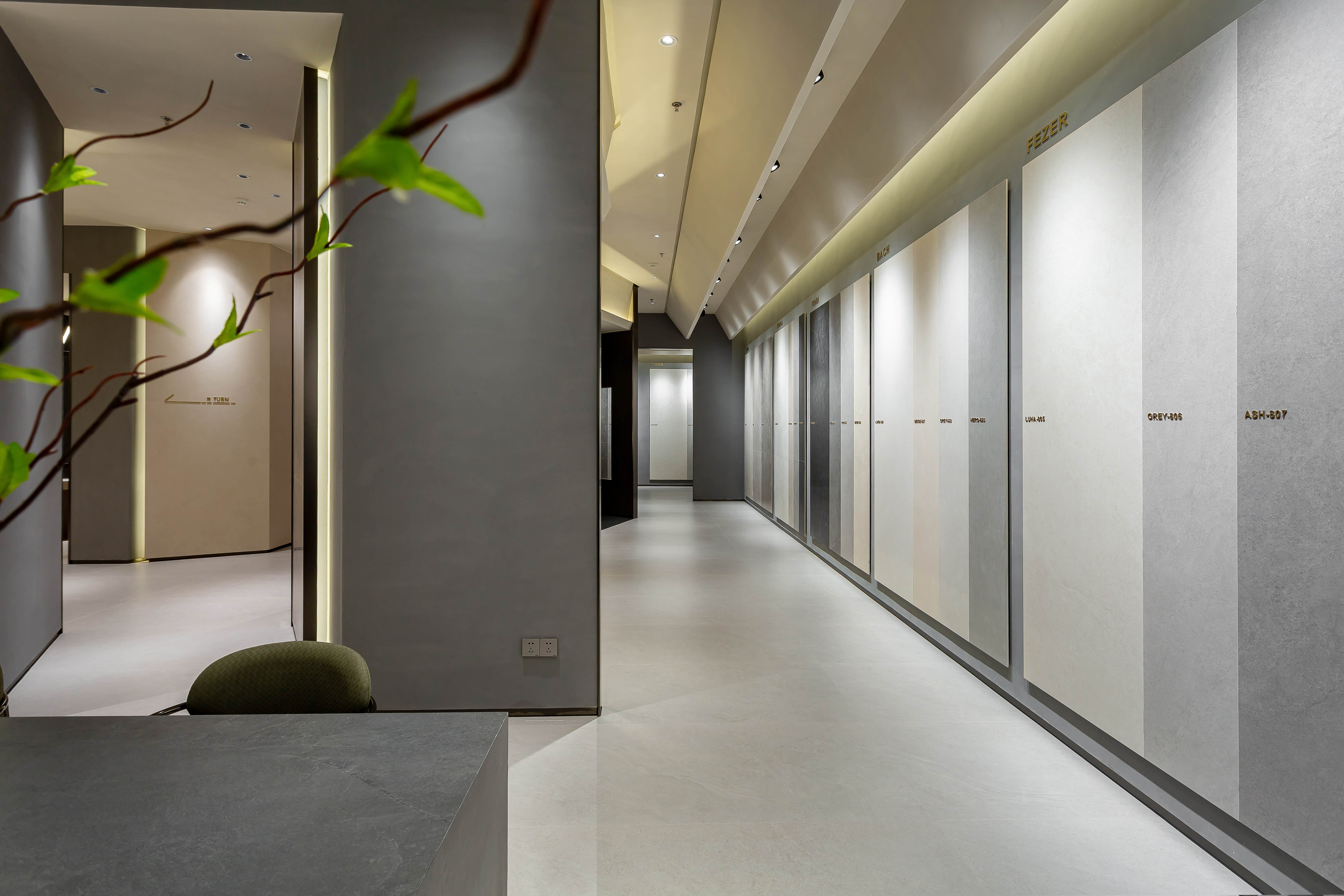 卡硕陶瓷新展厅装修已经投入使用,时尚,高端,大气,欢迎参观