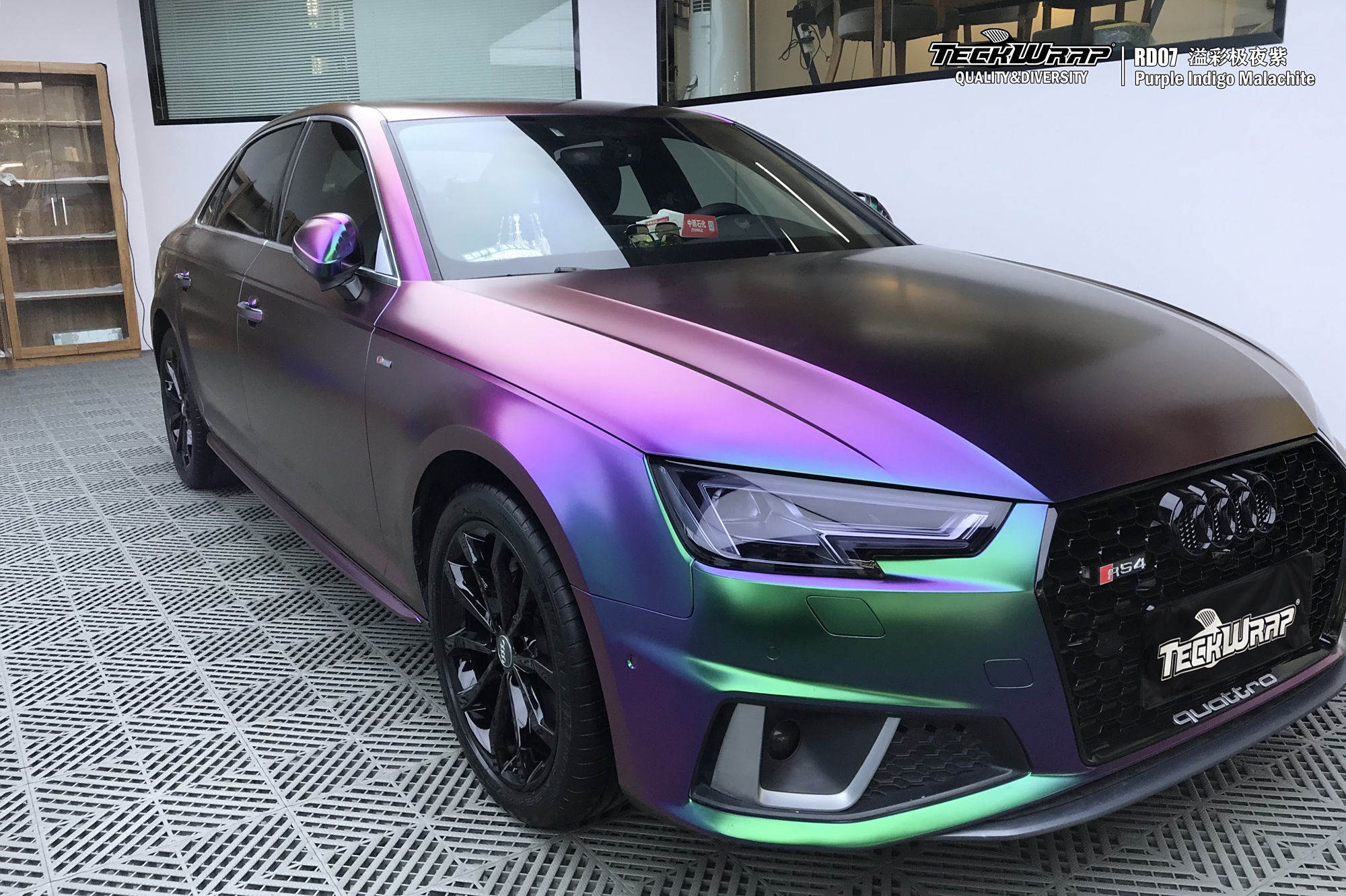 teckwrap秃鹰进口车身膜|rd07溢彩极夜紫|温柔奥迪a4霸气改色膜