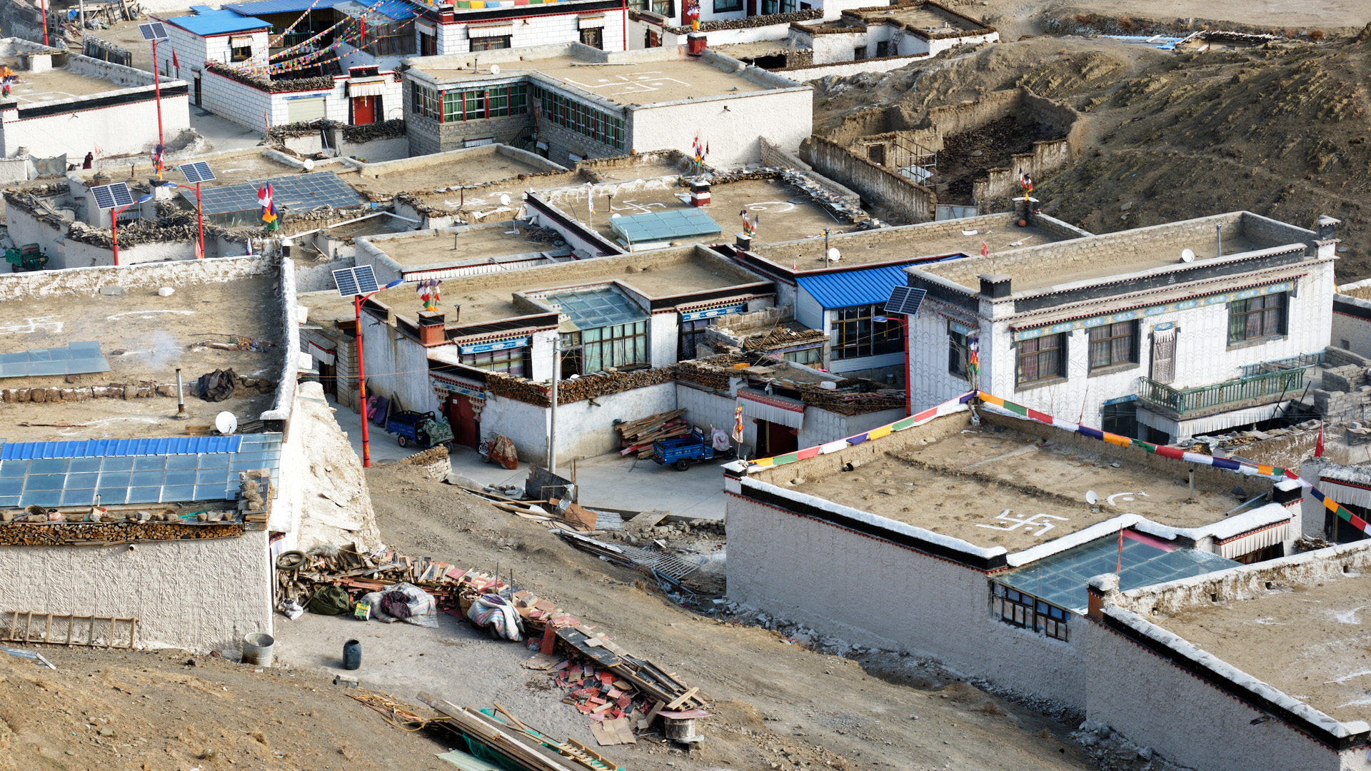 扁担舟旅行摄影《昂仁,曲德寺晨记》