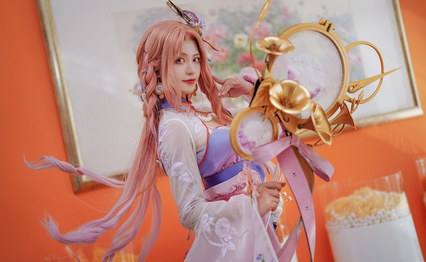 王者荣耀:王昭君-乞巧织情cos,秀色掩今古,荷花羞玉颜