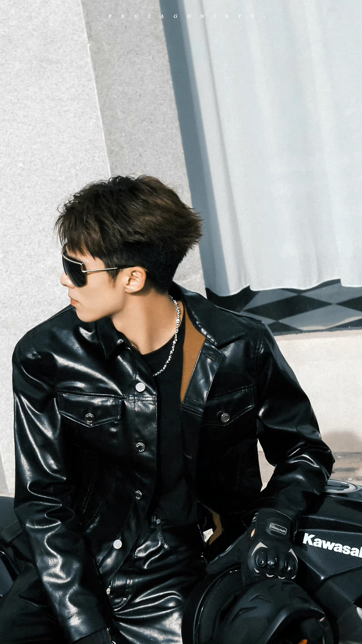 王鹤棣壁纸大片,每一张都帅到心巴上了!