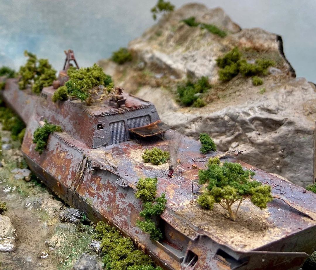 独立级濒海战斗舰残骸 微缩模型版