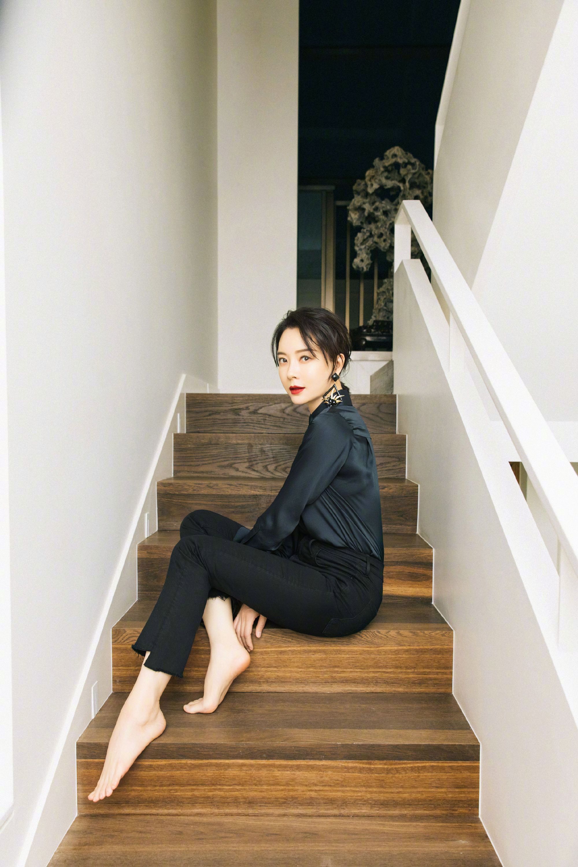 美人·玉足·陈数