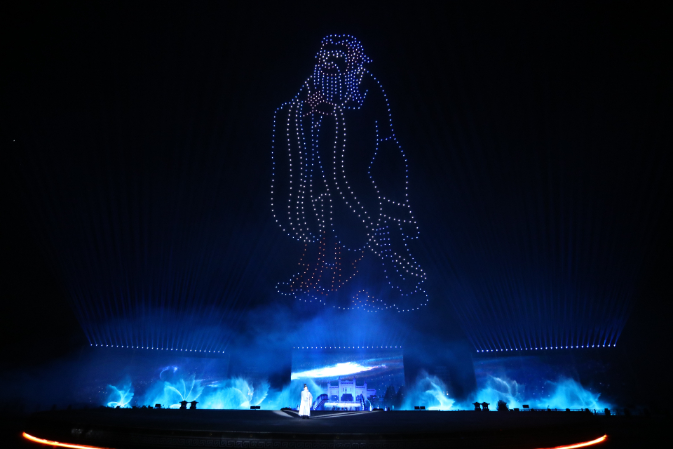 "孔子与世界思想家"大型沉浸式光影秀精彩上演