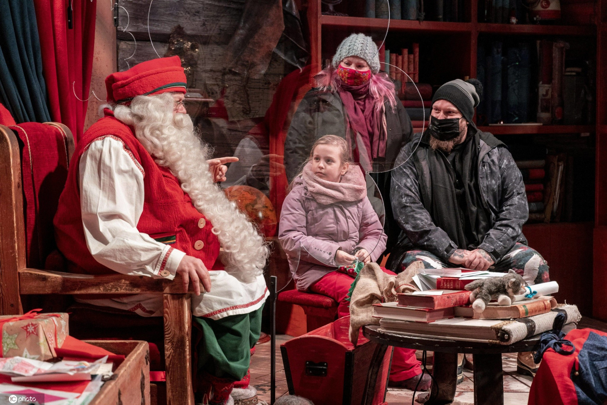 梦幻童话世界!芬兰圣诞老人村节日气氛浓