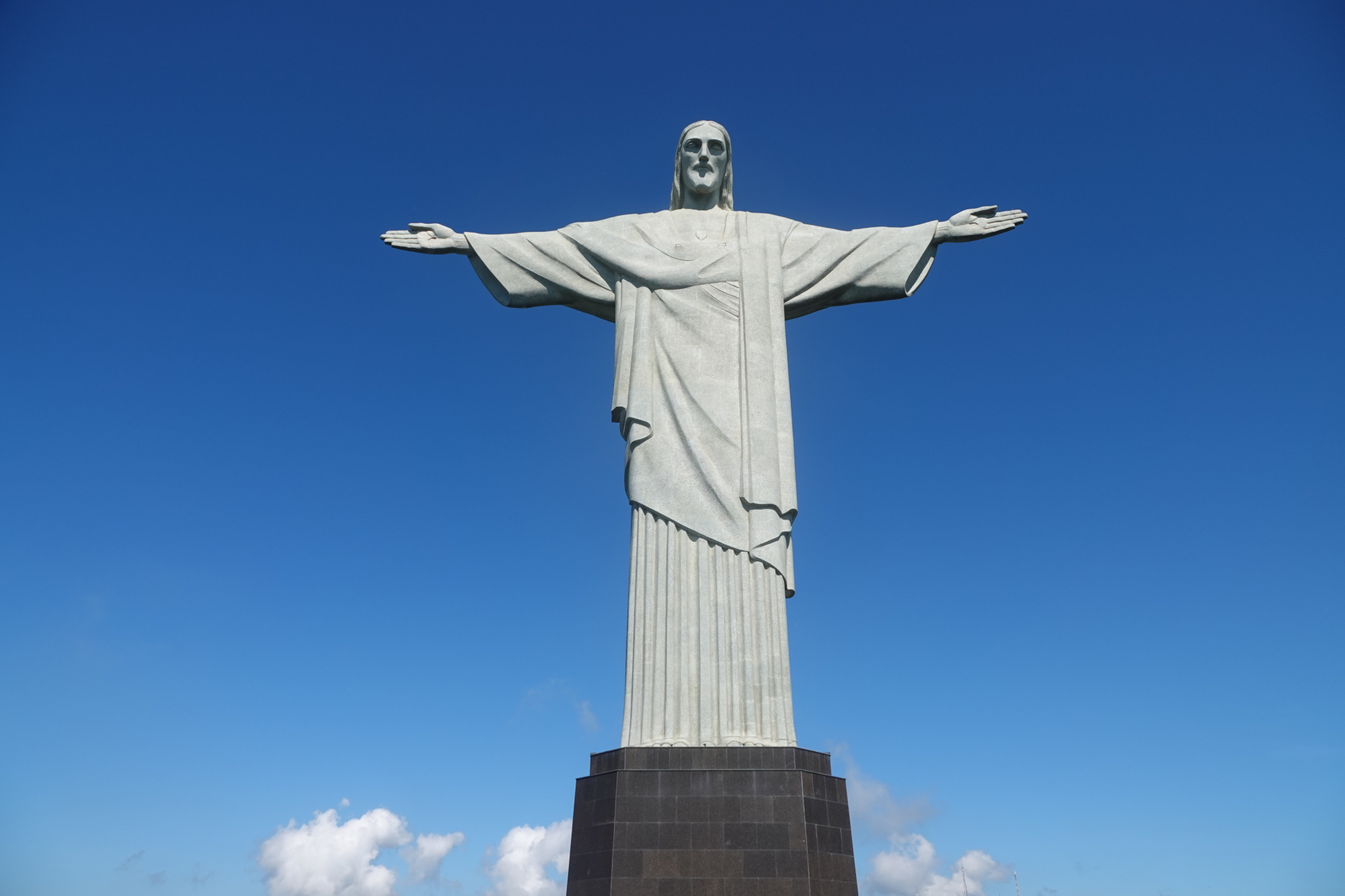巴西最高的山峰图片
