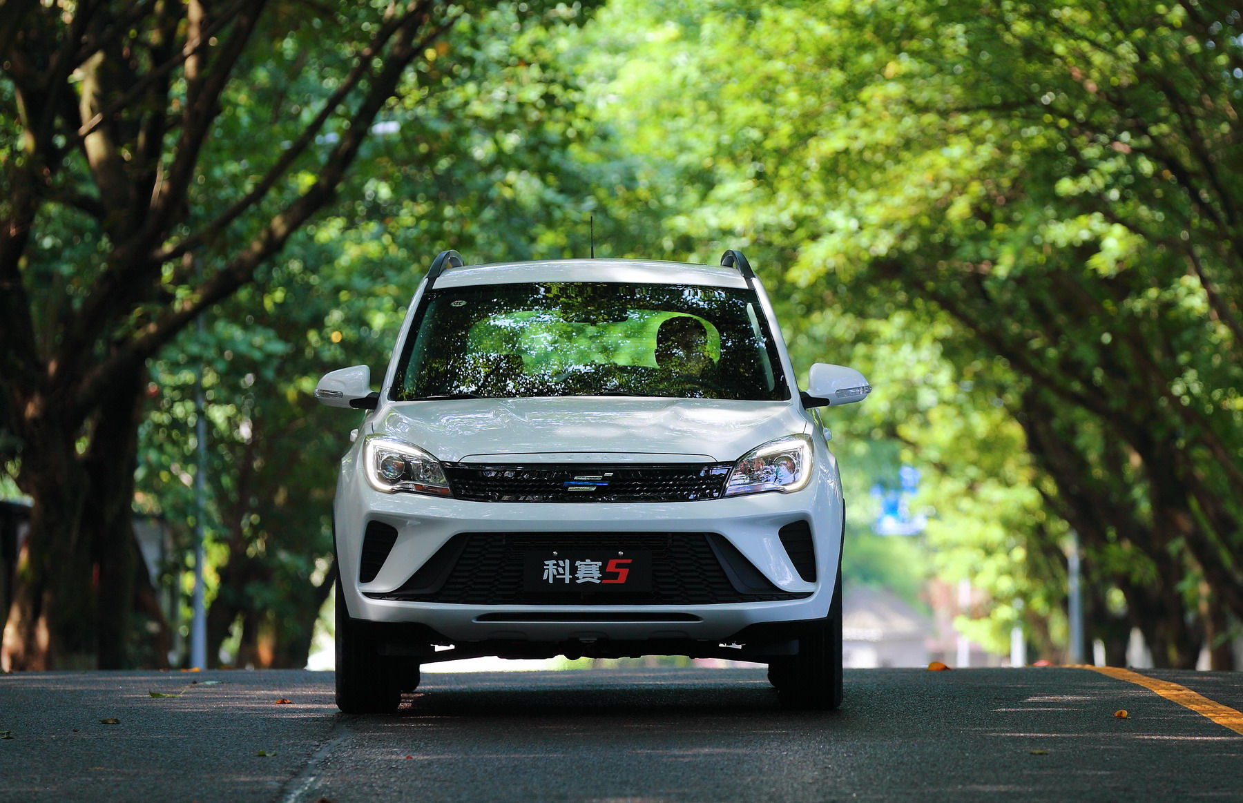 2021款长安欧尚科赛5 1.6l自动尊享型