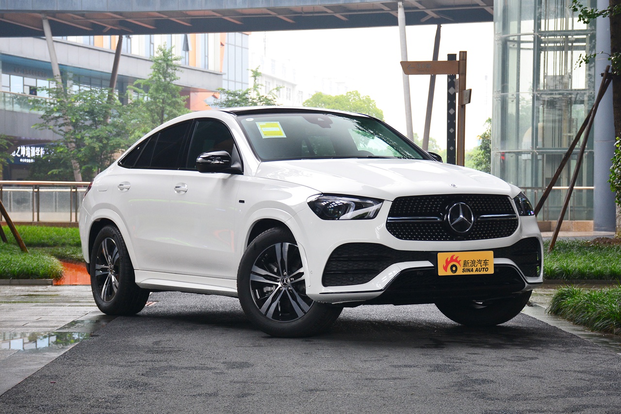 2021款奔驰gle 350e 4matic 轿跑suv