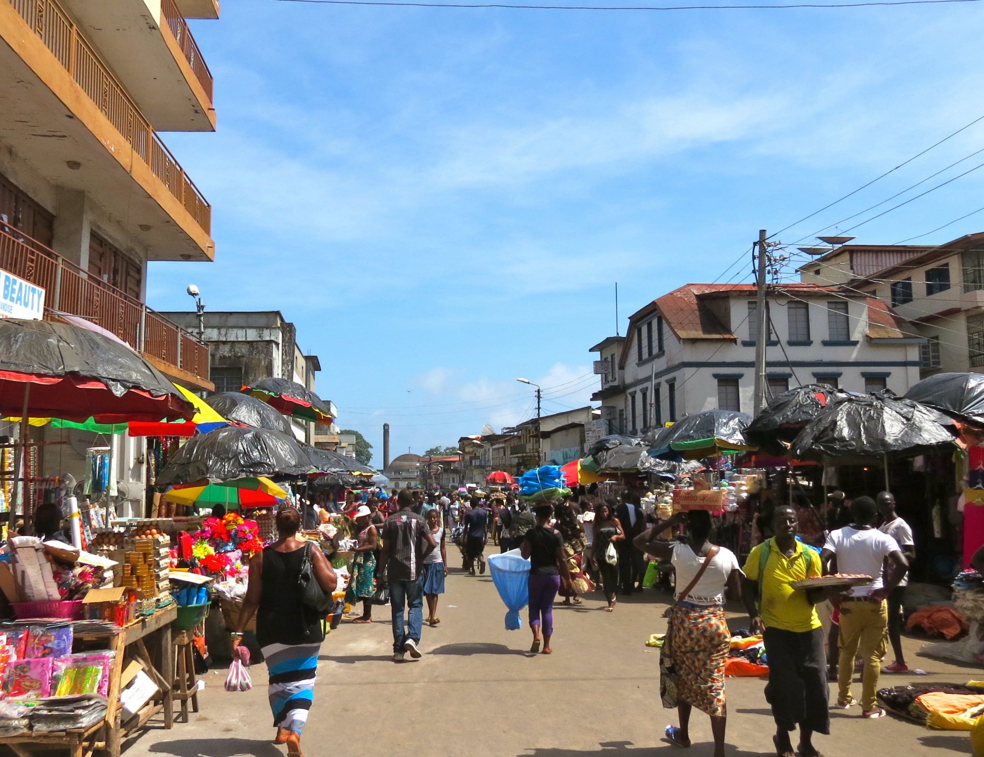 弗里敦城市风貌,塞拉利昂首都,电影《血钻》故事背景地