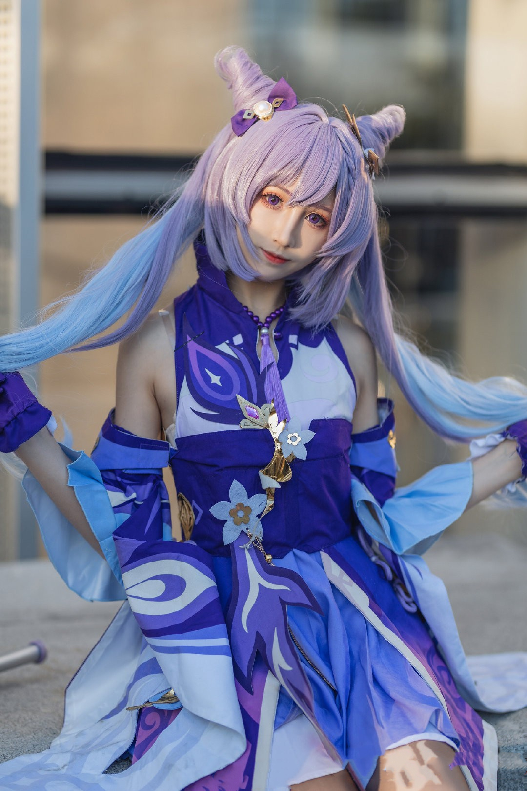 动漫嘉年华美女依依cos《原神》刻晴,黑丝长腿,气质撩人