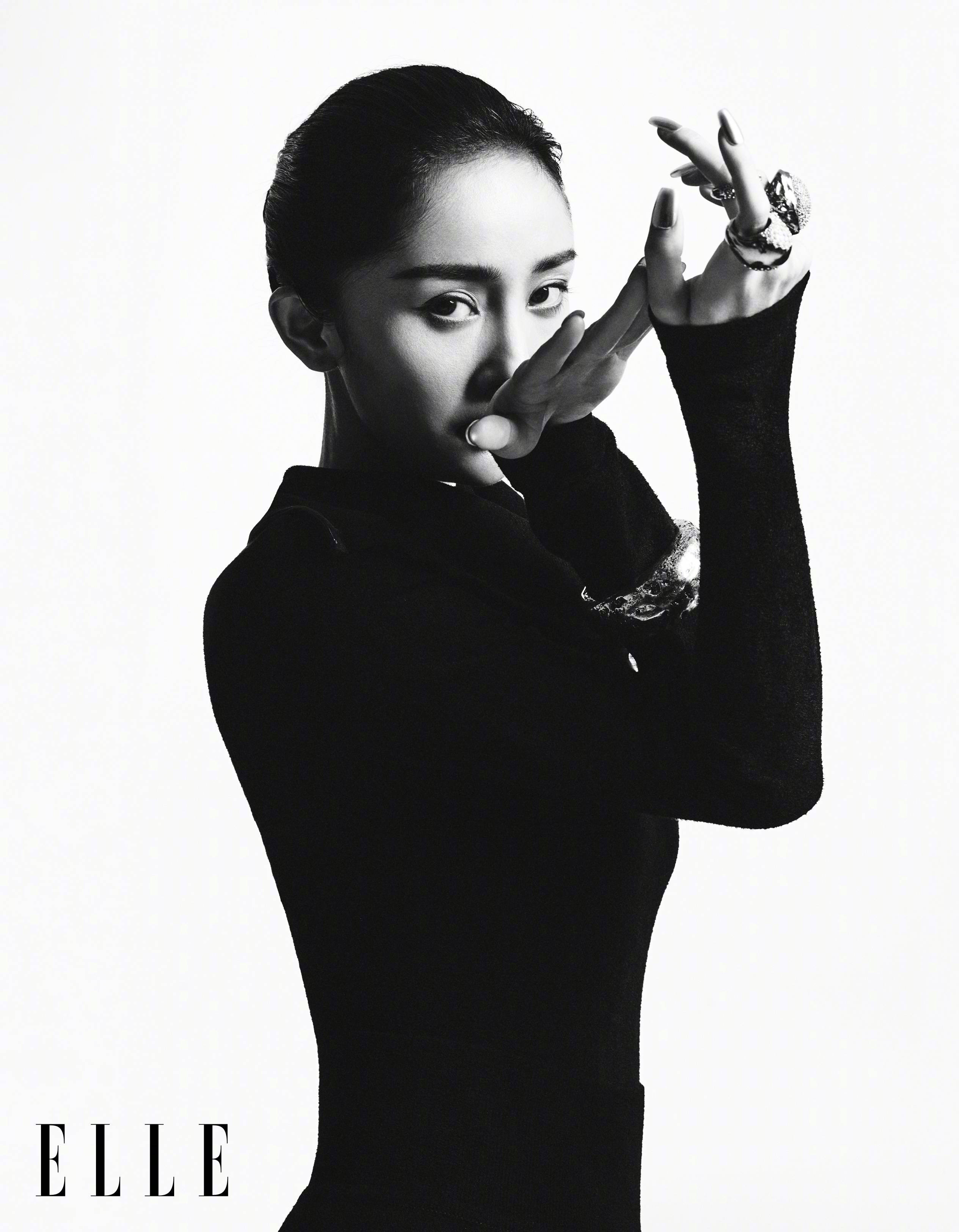 杨幂:elle十二月刊花絮图,气质爆棚