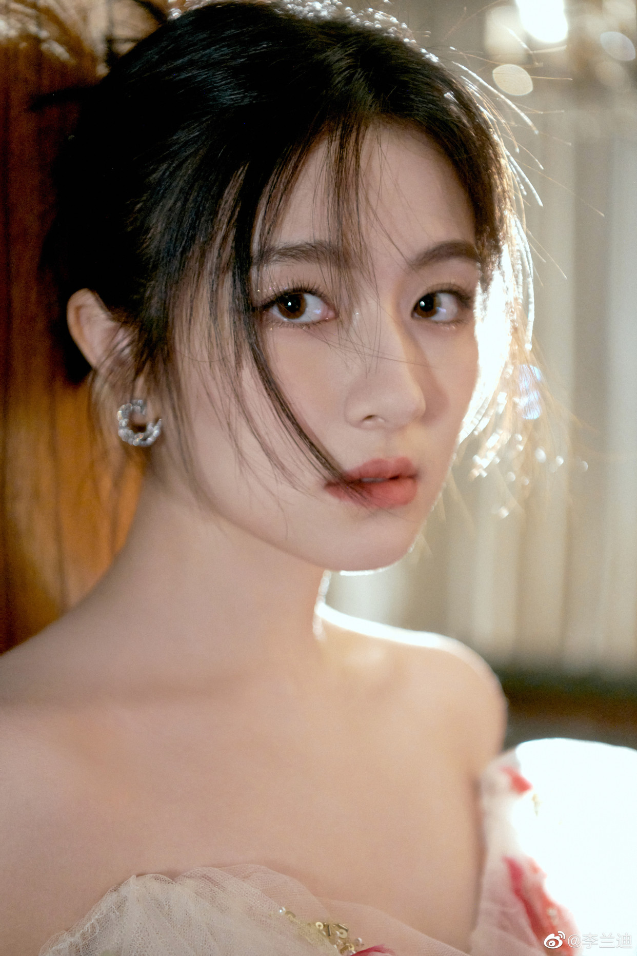 李兰迪微博之夜造型好美