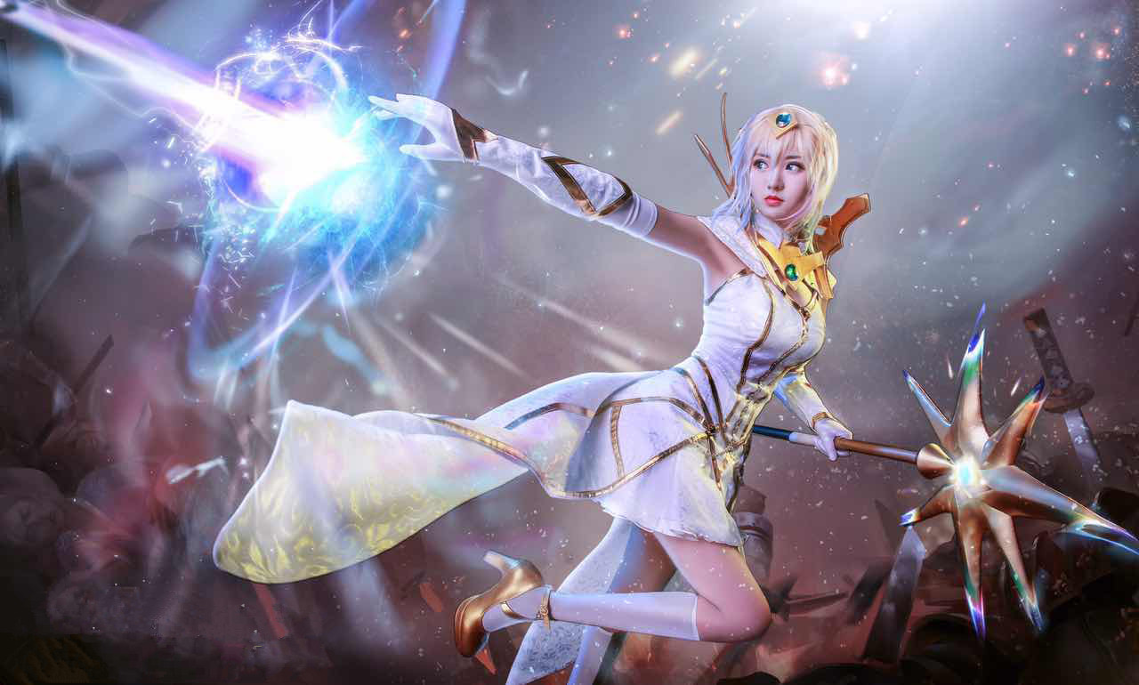 光辉女郎·拉克丝cosplay,喜欢的记得收藏